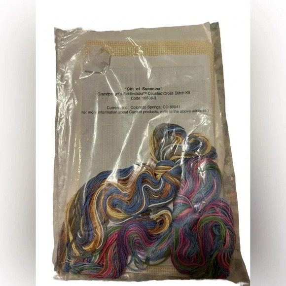 Vintage Current Counted Cross-Stitch “Gift Of Sunshine Grandparents” 16508-3 NWT - Picture 3 of 3